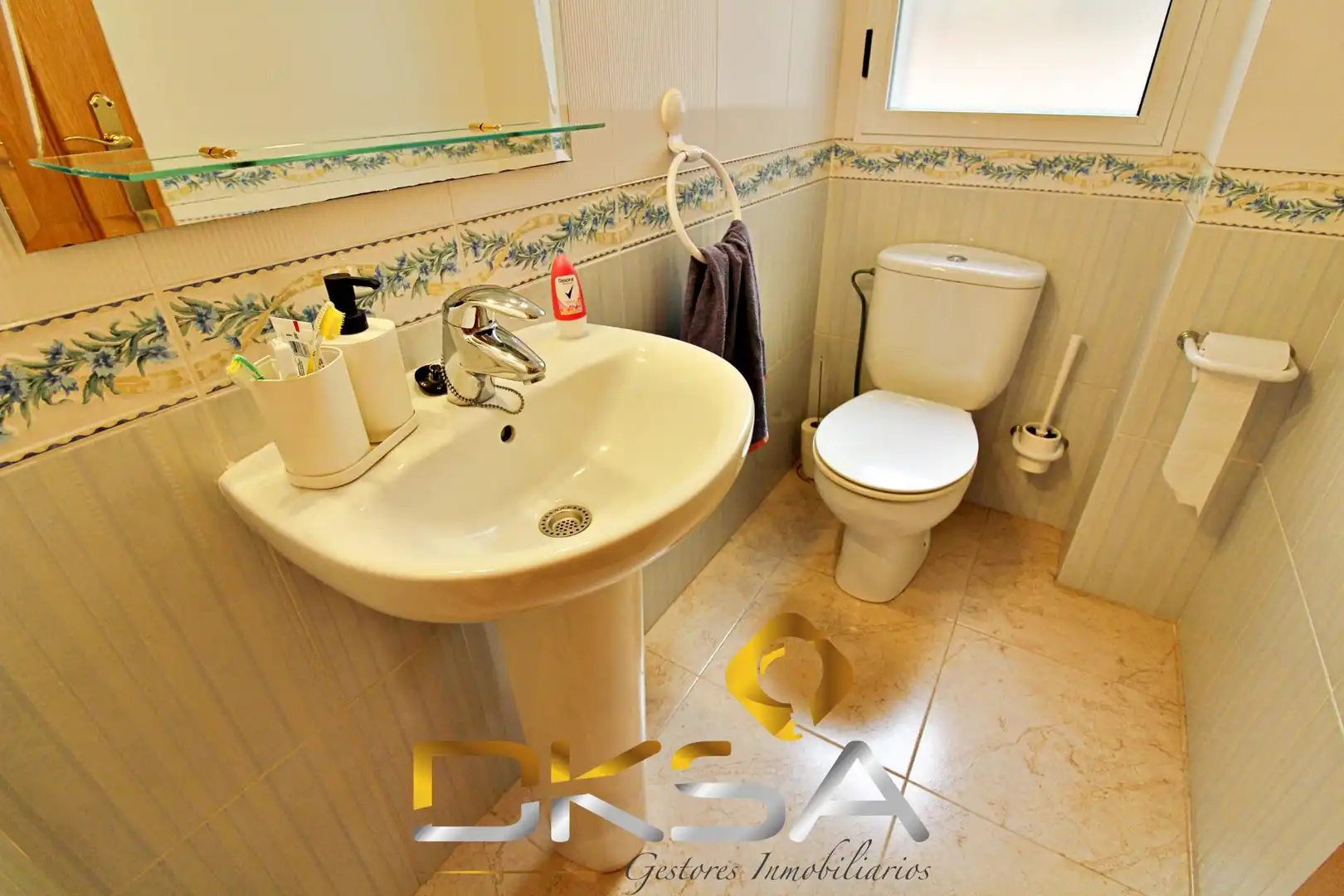 Bathroom of Duplexes for sale in L'Alcora  with Terrace, Storage room and Furnished