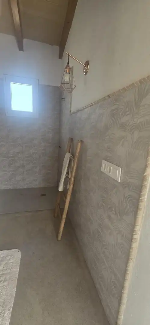 Badezimmer von Country house zum Verkauf in Santanyí mit Klimaanlage, Privatgarten und Terrasse