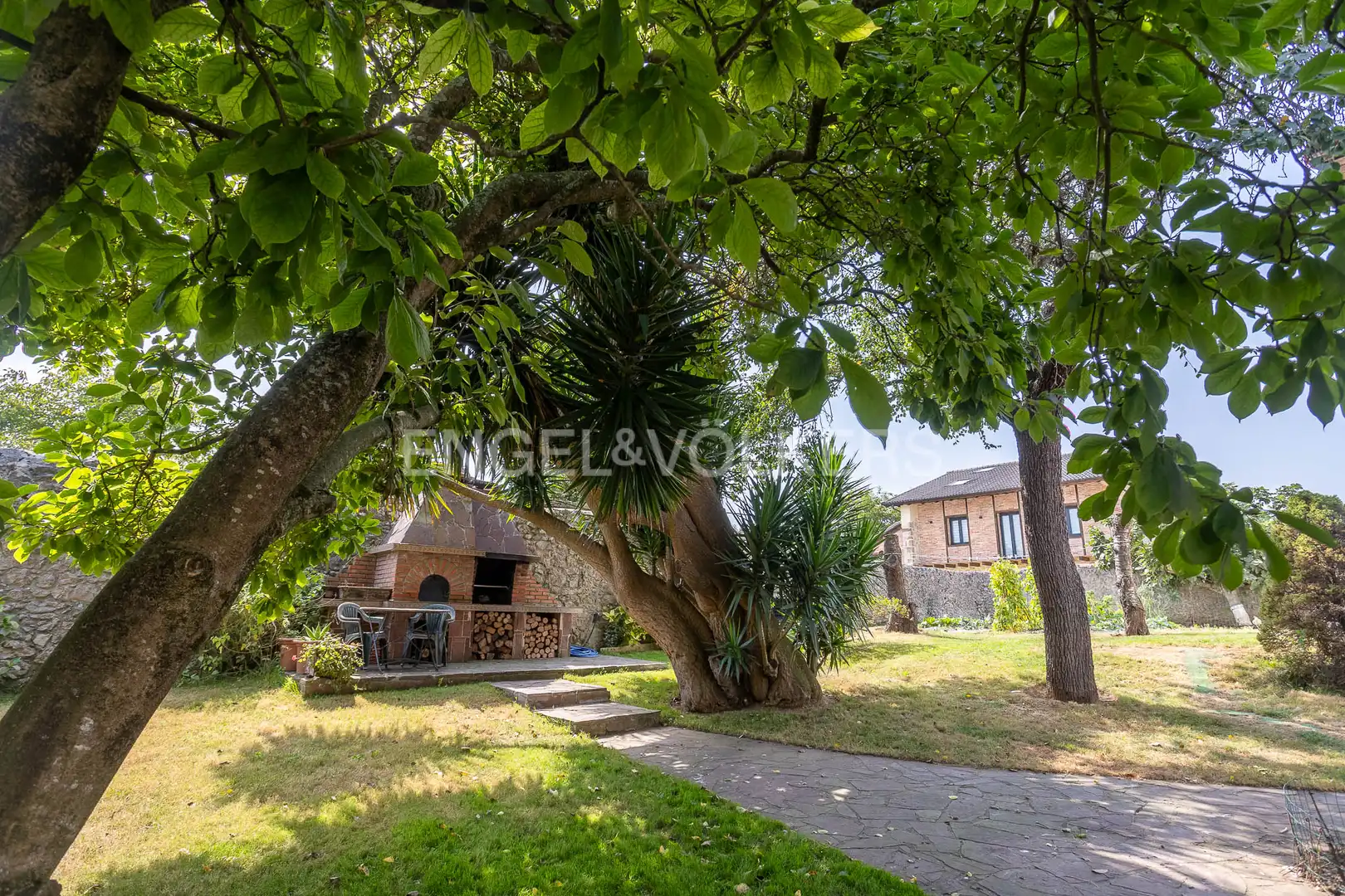 Houses for sale in Barrio la Maza, Escobedo