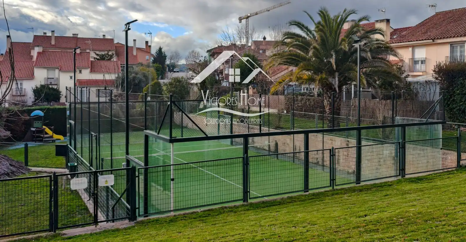 Außenansicht von Einfamilien-Reihenhaus zum Verkauf in San Agustín del Guadalix mit Klimaanlage, Heizung und Parkett