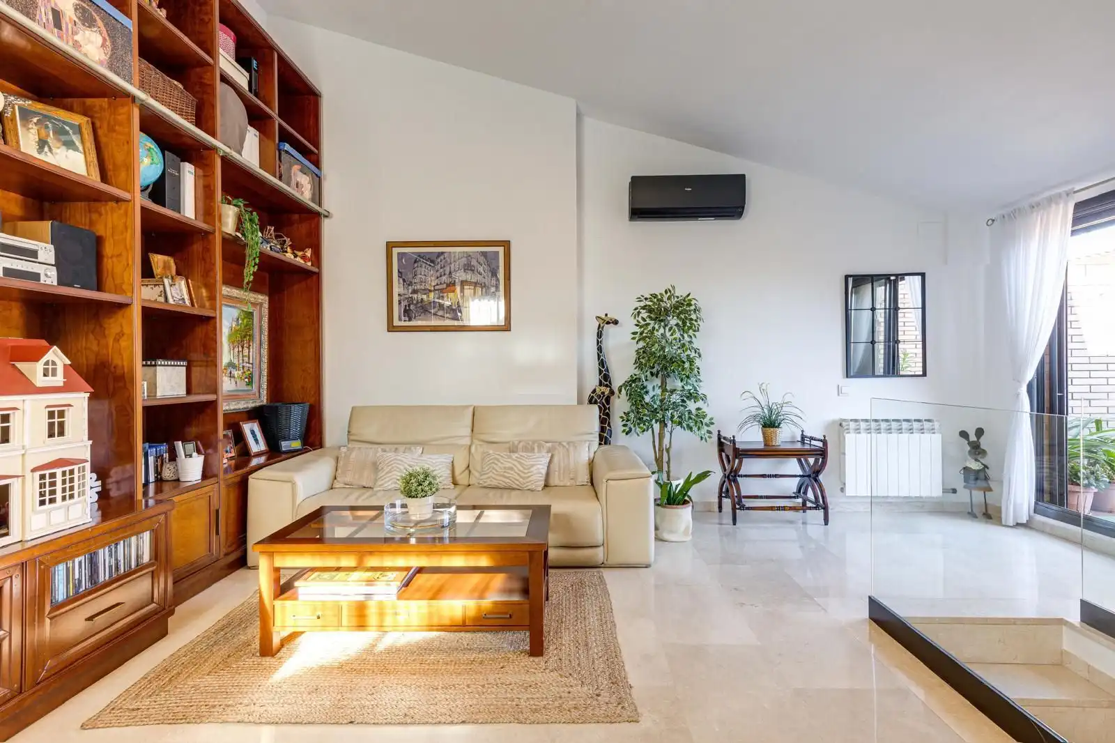 Living room of Flat for sale in Sant Joan Despí  with Air Conditioner, Heating and Private garden