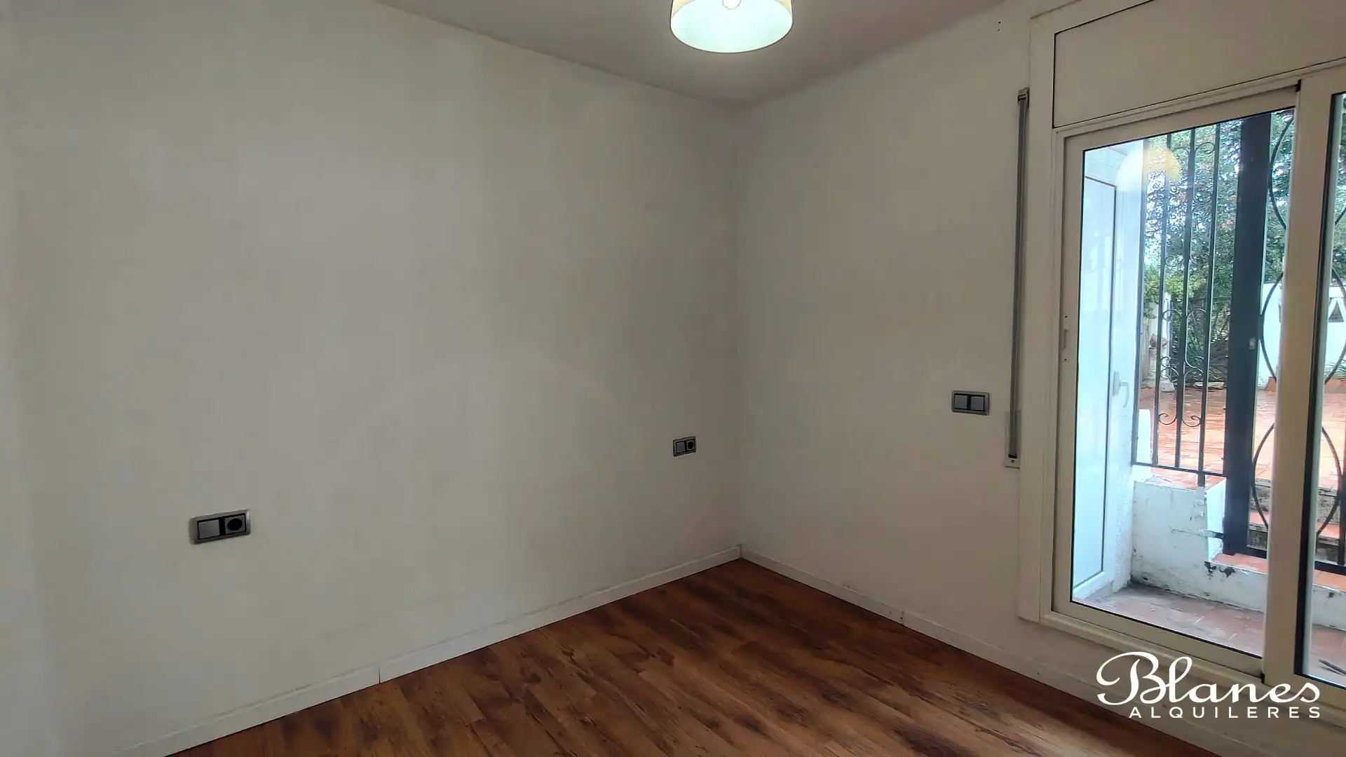 Piso con jardín en venta en Carrer de la Marialluïsa, imagen 16