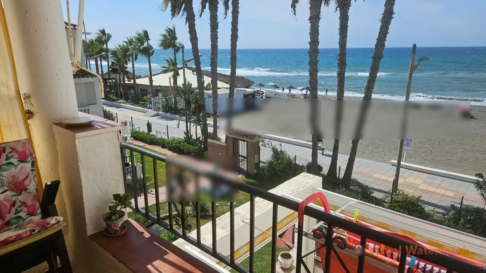 Appartement compact avec piscine à vendre à Laguna Beach
