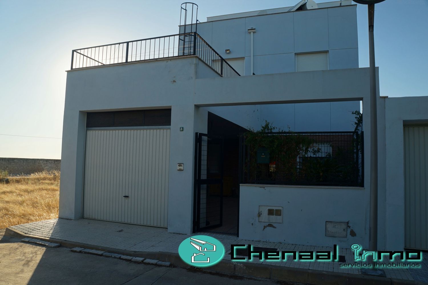 Exterior view of House or chalet for sale in Mirandilla  with Air Conditioner, Heating and Storage room