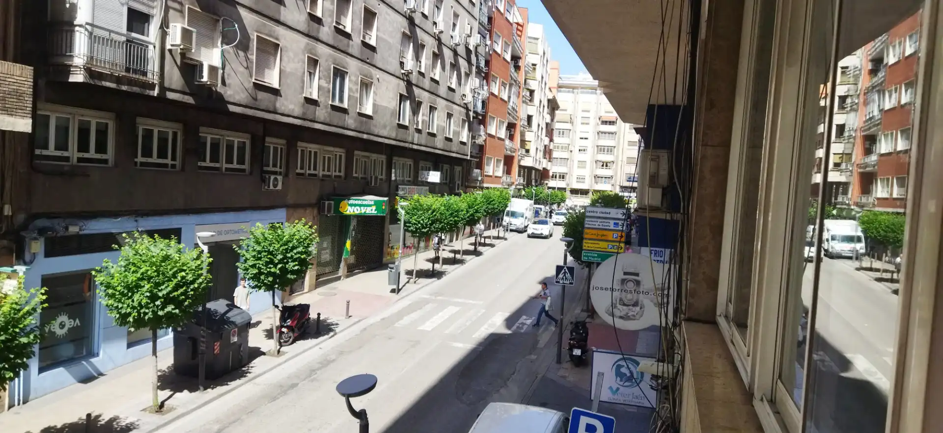 Office space with lift for sale in Avenida Granada 13, imagen 3
