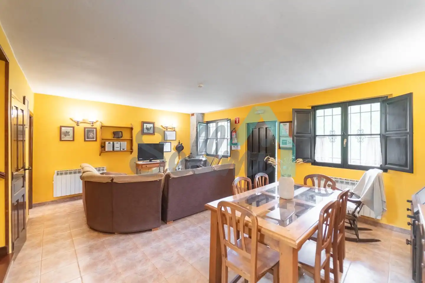 Comedor de Casa o chalet en venta en Quirós con Calefacción, Jardín privado y Terraza