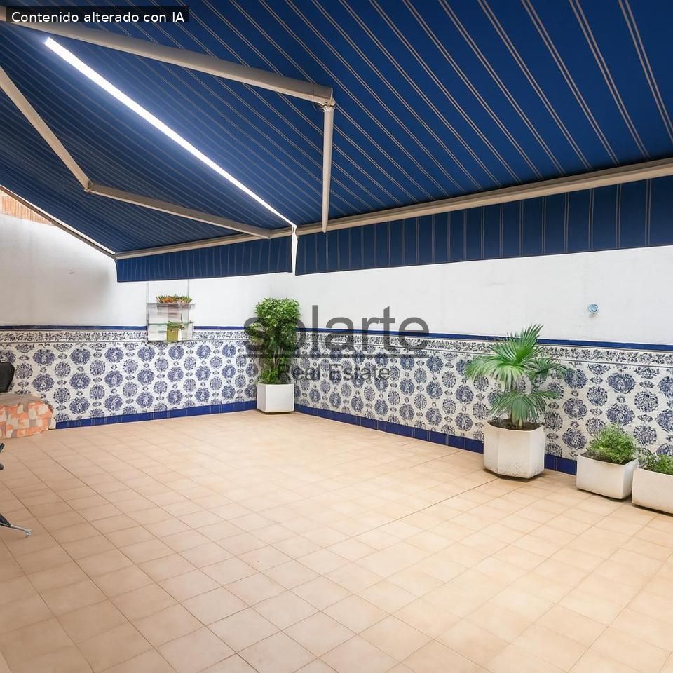 Terrace of Planta baja for sale in L'Hospitalet de Llobregat  with Air Conditioner and Parquet flooring