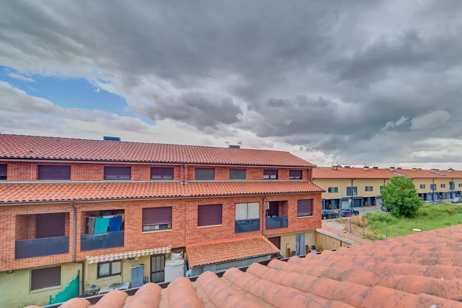 Vista exterior de Casa adosada en venta en Olite / Erriberri con Calefacción, Jardín privado y Parquet