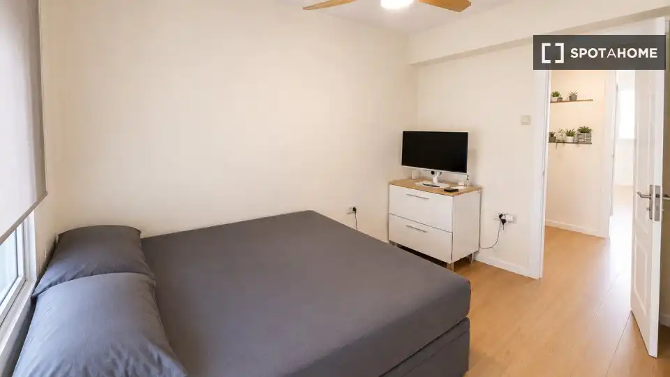 Bedroom of Flat for rent in Godella  with Air Conditioner, Heating and Furnished
