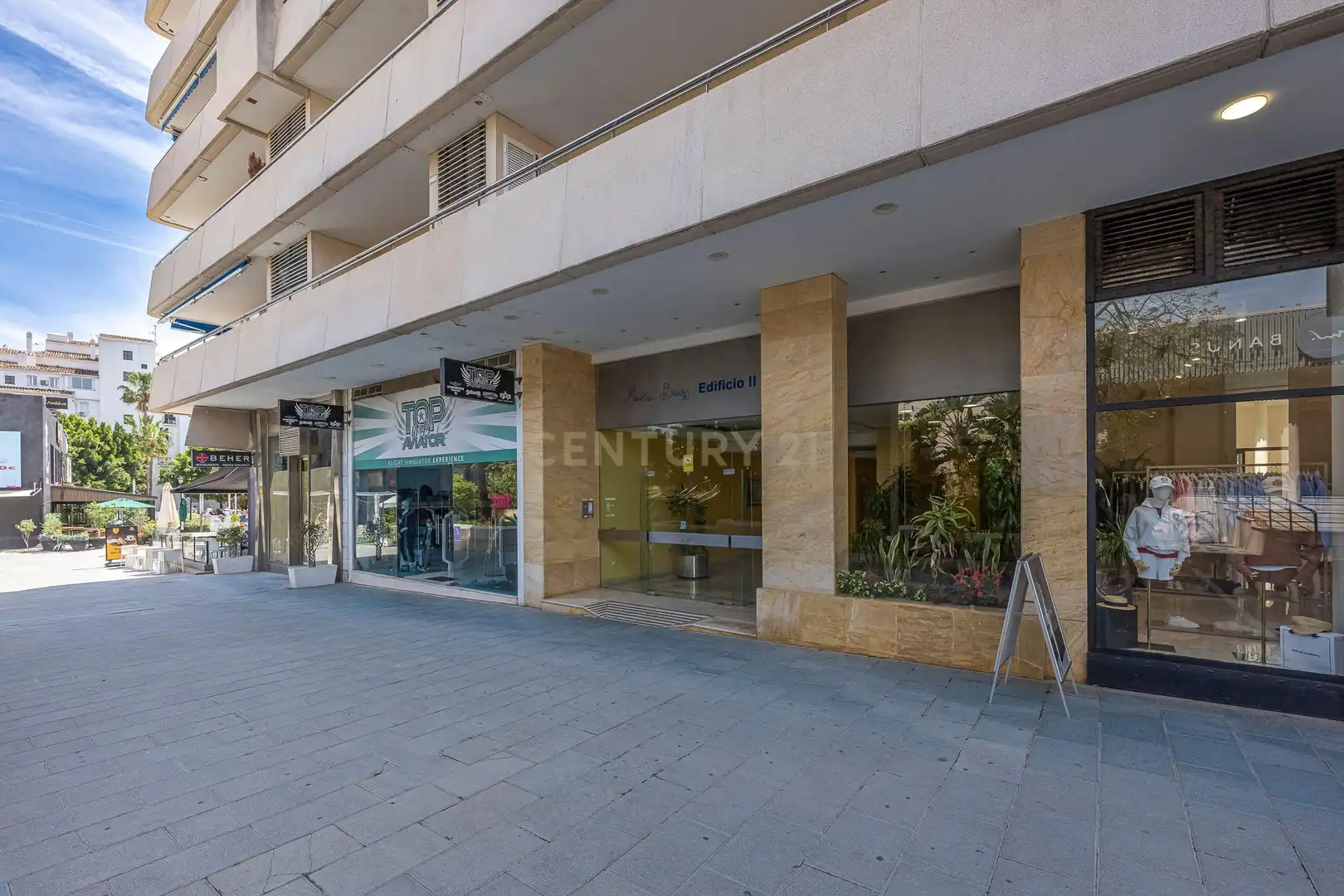 Mini appartamento con piscina in vendita a Calle Ramón Areces, Marbella, Spain Marina Banús 2, imagen 42
