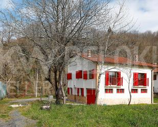 Außenansicht von Haus oder Chalet zum verkauf in Sunbilla mit Heizung, Privatgarten und Balkon