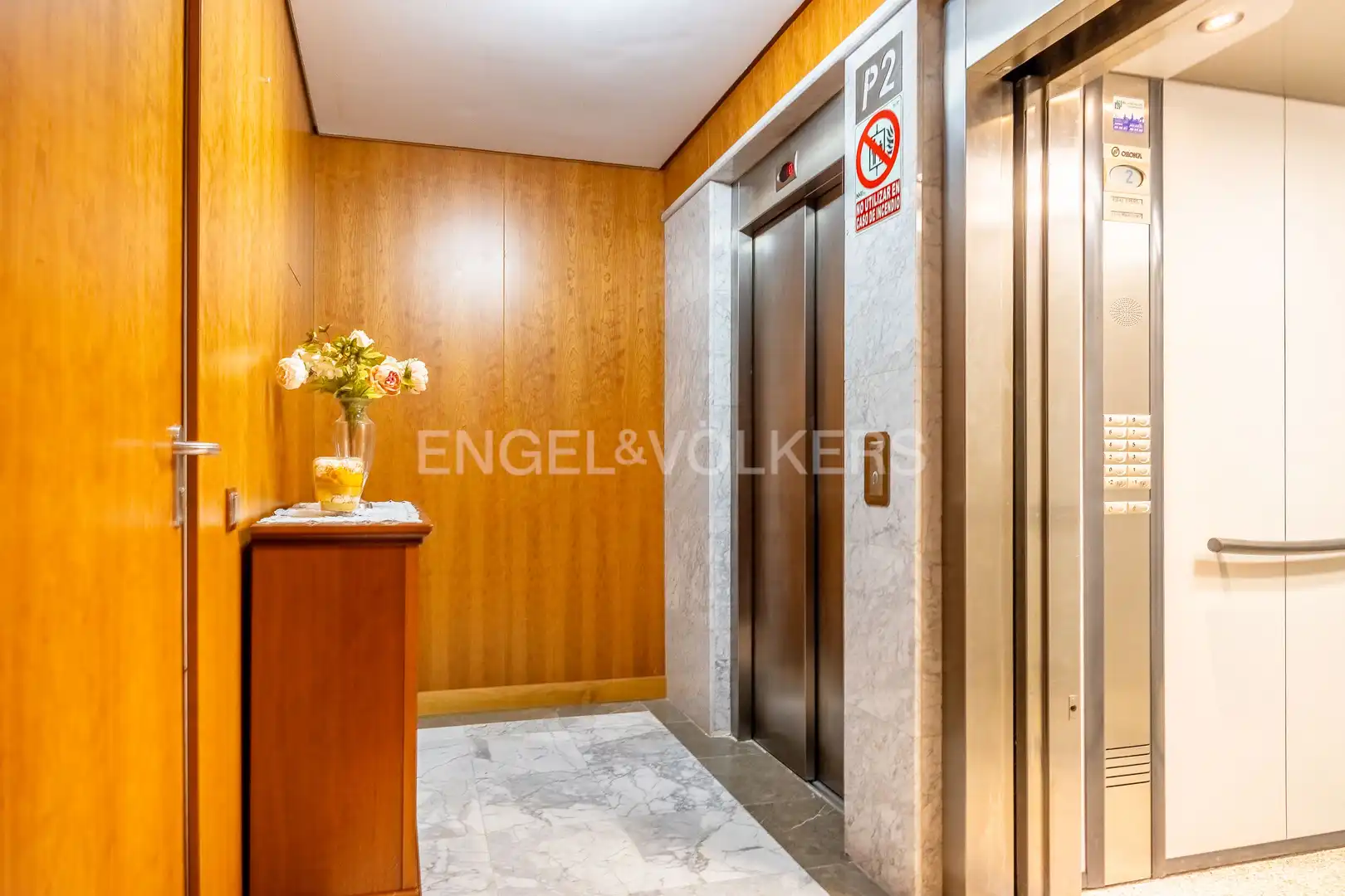 Flat for sale in Sevilla  with Air Conditioner, Heating and Private garden