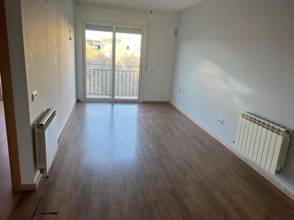 Bedroom of Flat for sale in Rubí  with Heating and Balcony