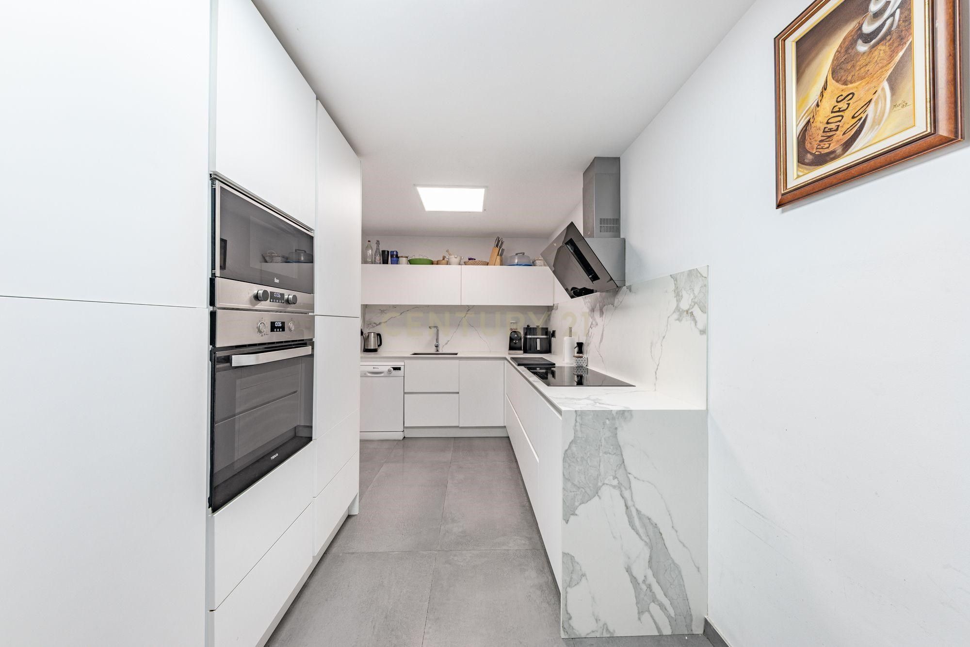 Kitchen of Flat for sale in Castelldefels