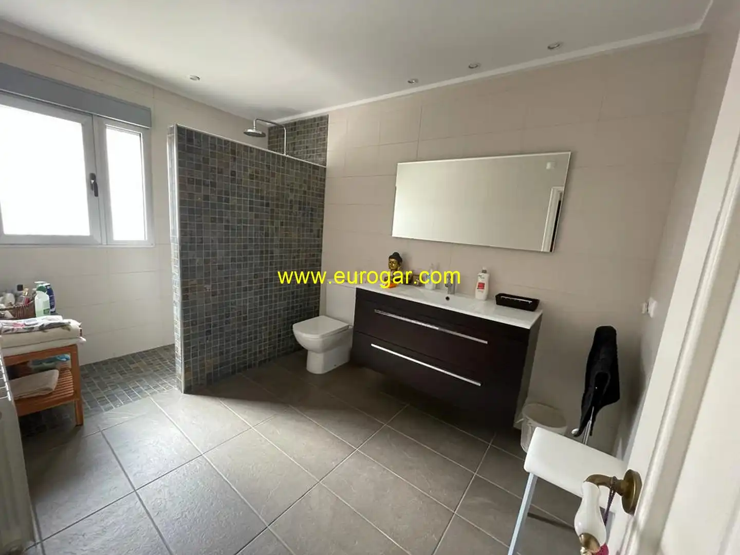Baño de Casa o chalet en venta en Chiva con Jardín privado, Terraza y Trastero