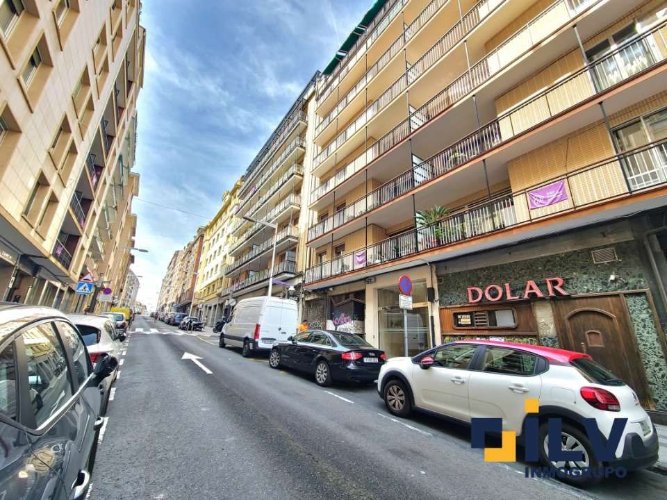 Vista exterior de Piso en venta en Santurtzi  con Terraza