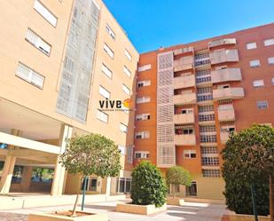 Exterior view of Flat for sale in  Sevilla Capital  with Air Conditioner, Heating and Private garden