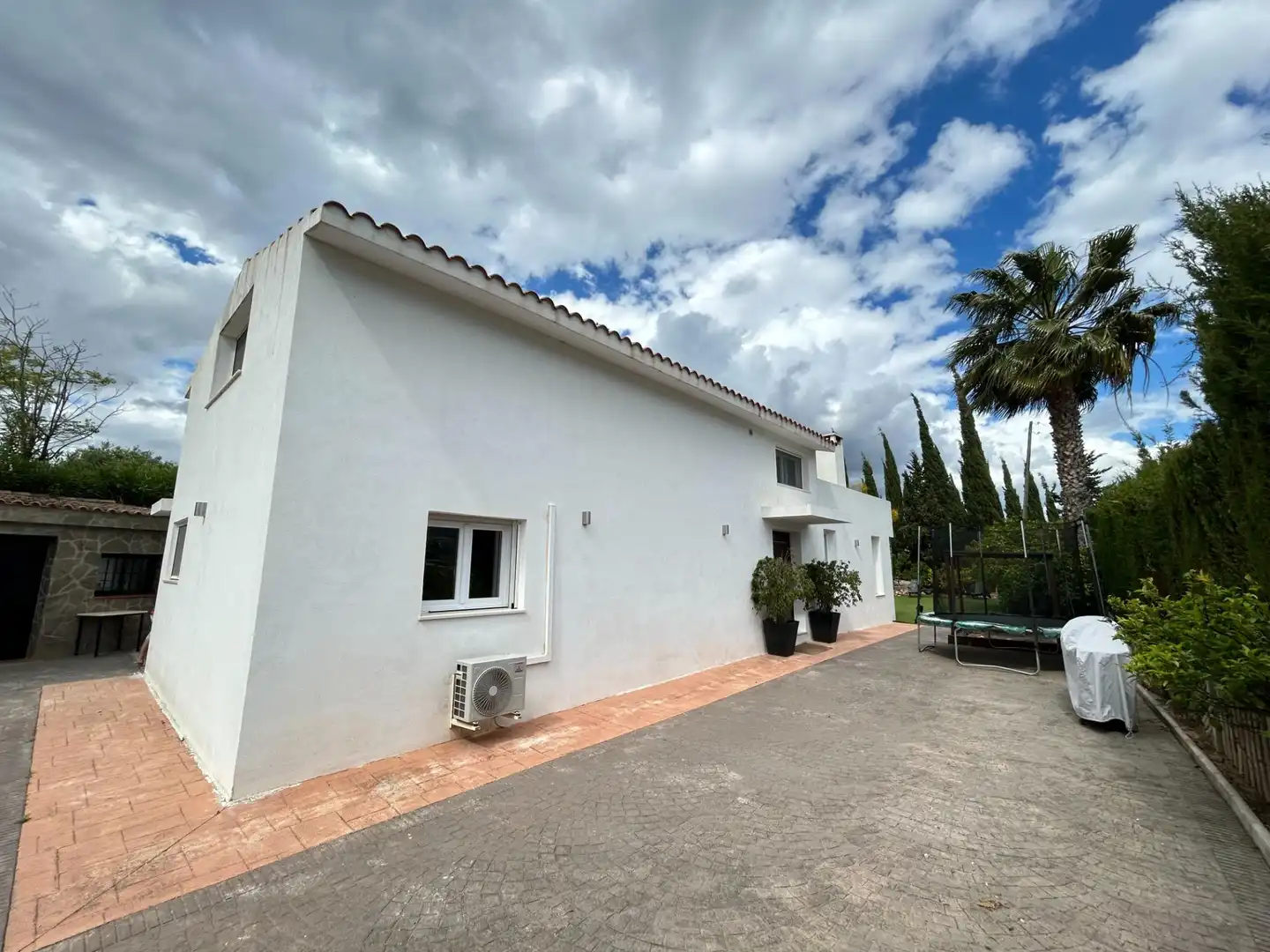 Vista exterior de Casa o chalet en venta en Coín con Aire acondicionado, Calefacción y Jardín privado