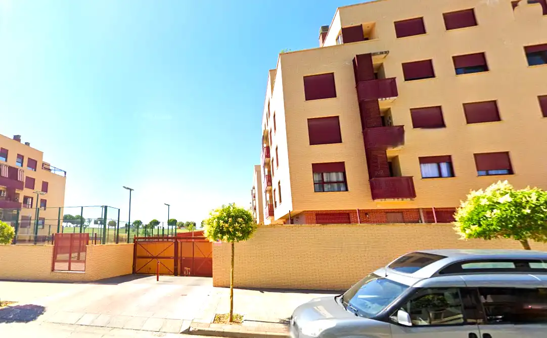 Garaje en venta en GRAN BRETAÑA, Portillejo - Valdegastea