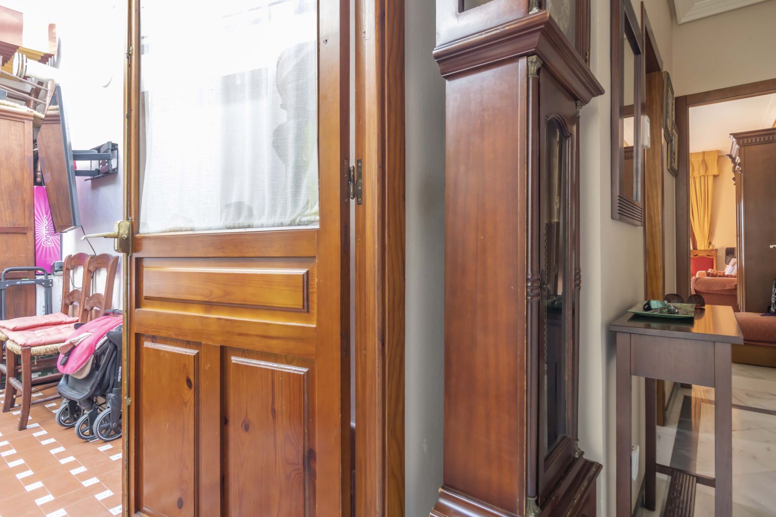 Flat for sale in Dos Hermanas  with Air Conditioner and Furnished