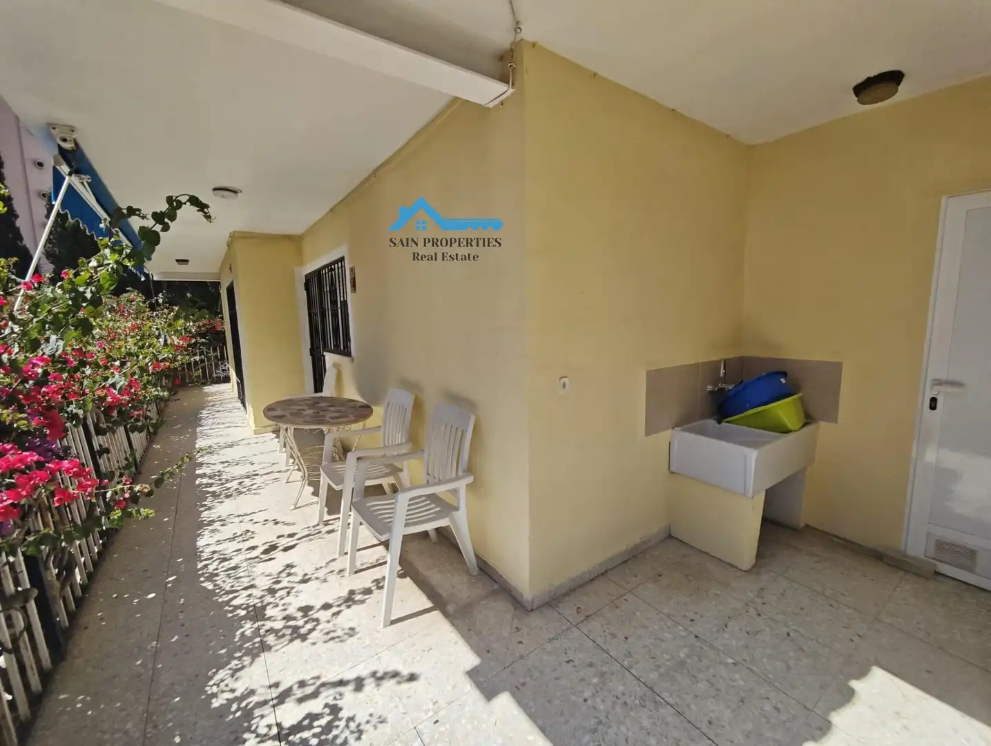 Terrassa de Casa o xalet en venda en Benidorm amb Aire condicionat, Calefacció i Jardí privat