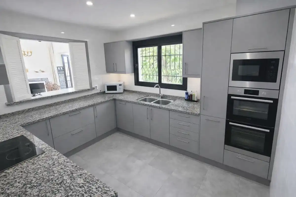 Cocina de Casa o chalet en venta en Mijas con Aire acondicionado, Calefacción y Jardín privado