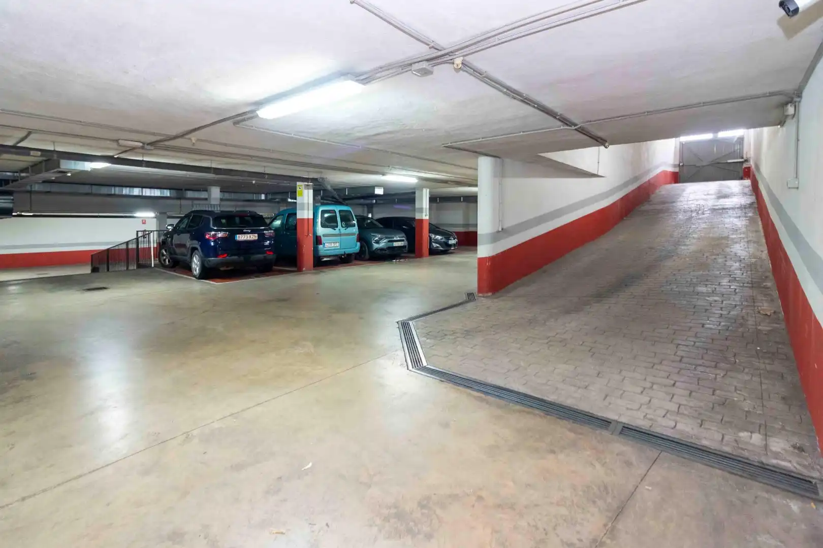Aparcament de Dúplex en venda en Badajoz amb Aire condicionat, Terrassa i Traster