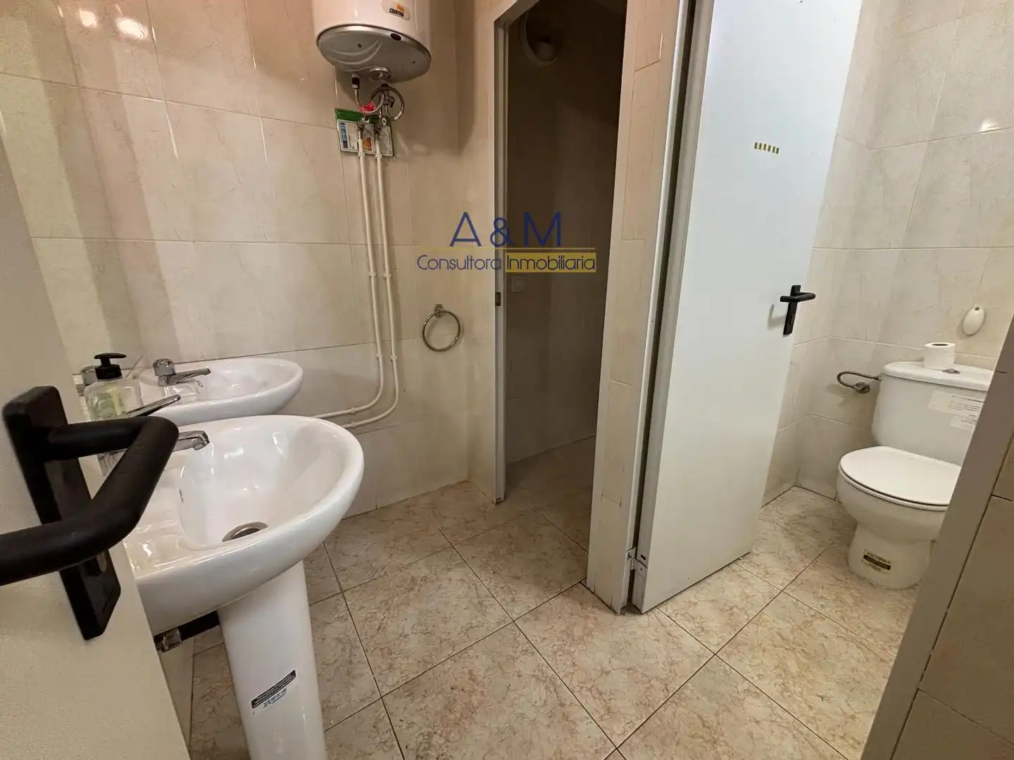 Local comercial de lloguer a calle Bajada de la Libertad, imagen 14