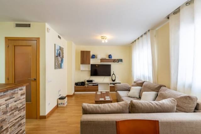 Piso en Venta en Reus - Carrer Sant Magi en Llevant