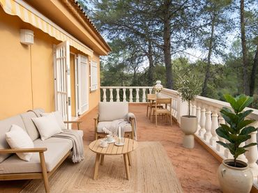 Detached house with pool for sale in L'ESTEPAR