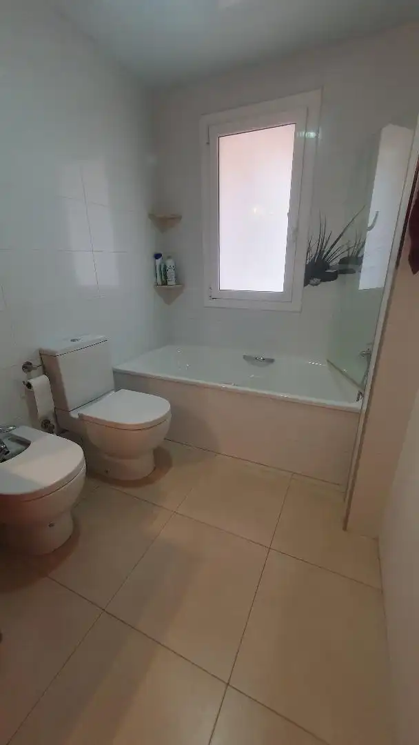 Baño de Piso en venta en Barcelona con Jardín privado, Parquet y Piscina