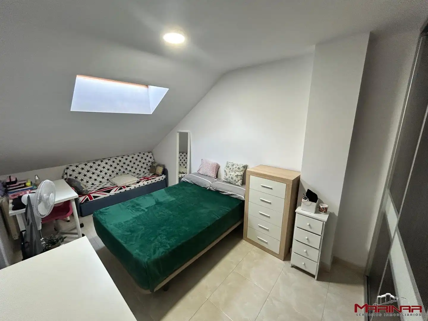 Bedroom of Flat for sale in Borox  with Air Conditioner, Heating and Terrace