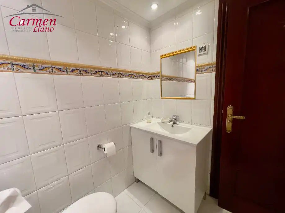 Baño de Piso en venta en Getxo  con Calefacción y Trastero