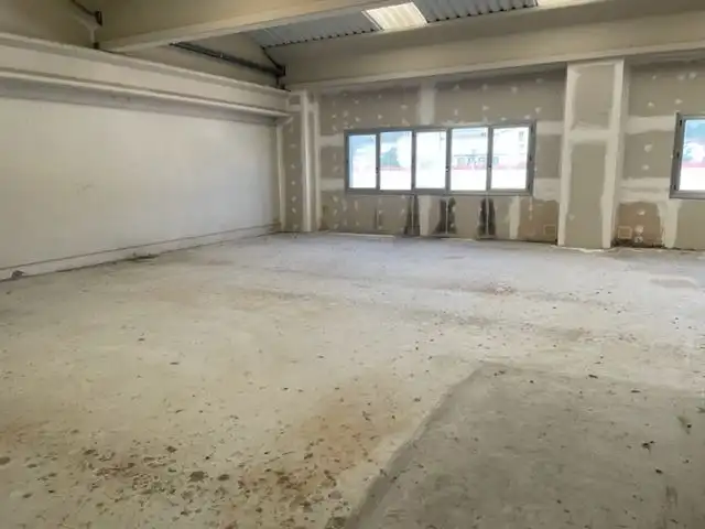 Fabrikhallen zur Miete in Urnieta