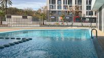 Swimming pool of Flat for sale in  Valencia Capital  with Air Conditioner, Terrace and Balcony