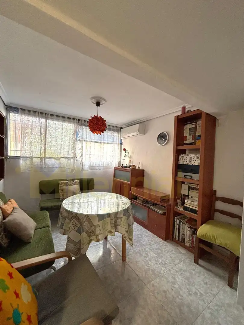 Sala de estar de Casa adosada en venta en Sevilla con Aire acondicionado y Trastero