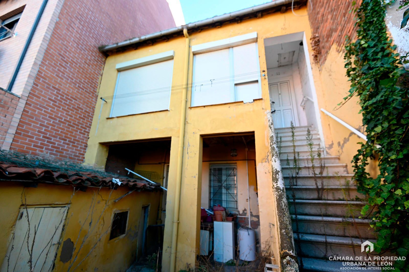 Exterior view of House or chalet for sale in San Andrés del Rabanedo