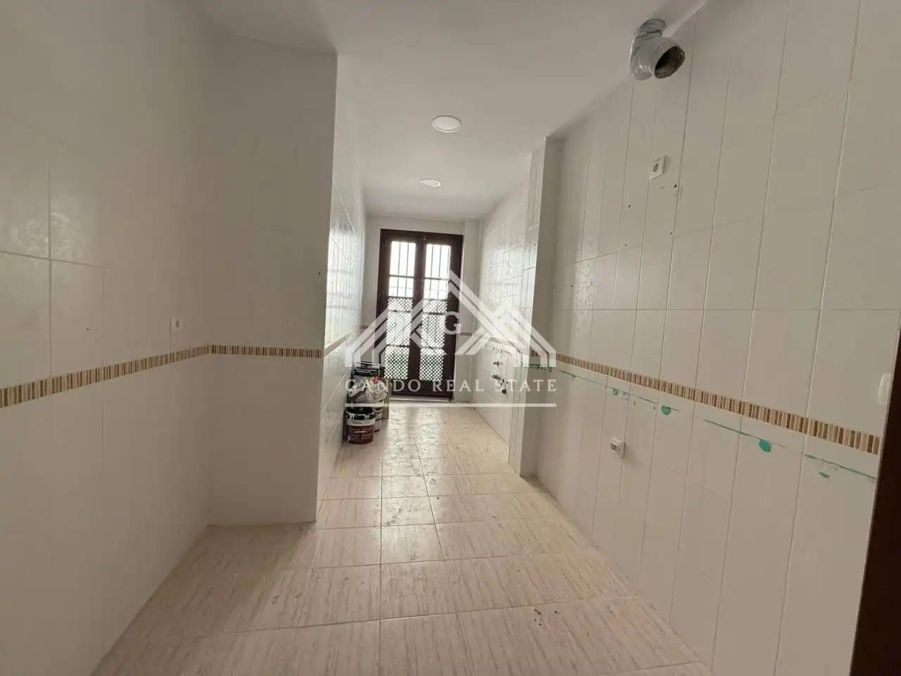 Piso en venta en Utrera con Trastero y Balcón
