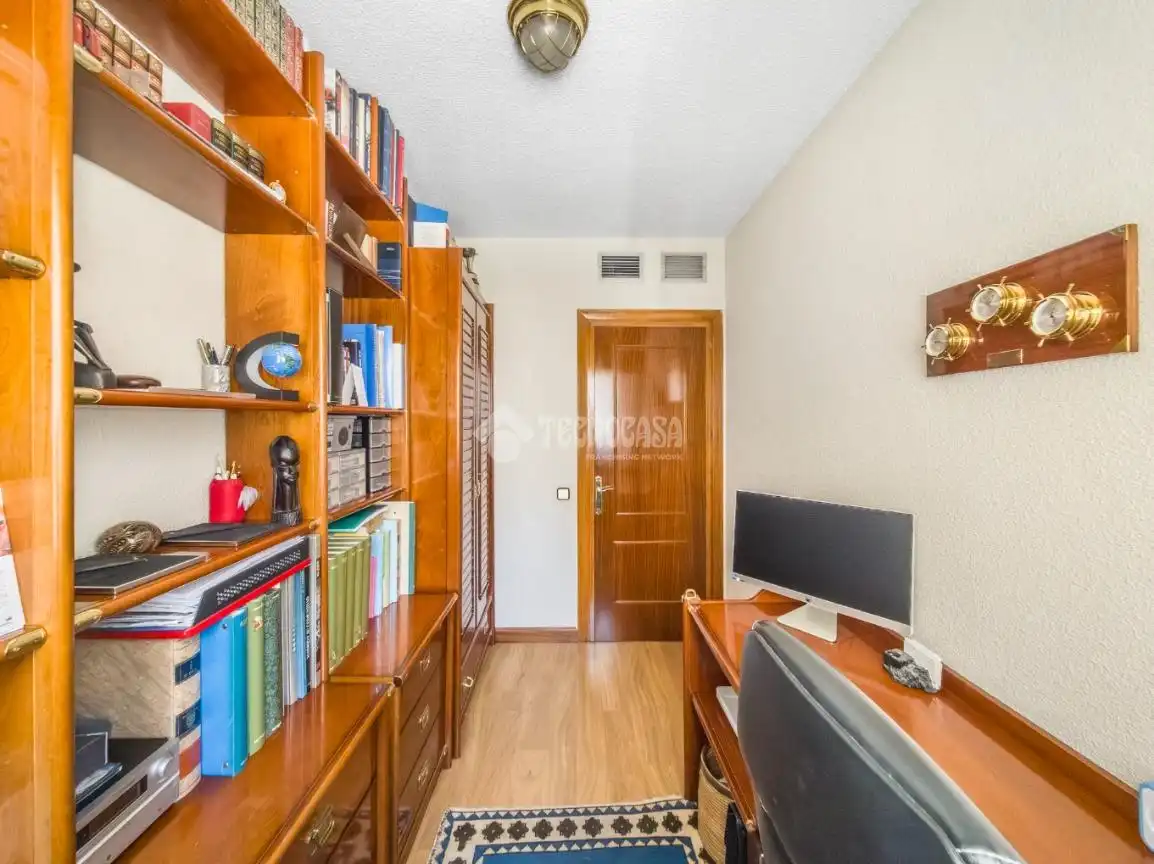 Piso con ascensor en venta en Ciudad Lineal, imagen 24