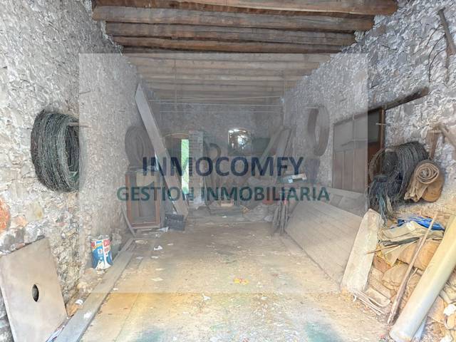 Nave industrial en Venta en Calle Figueres, 23 en Torroella de Montgrí