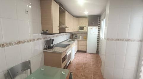 Foto 3 de Casa adosada en venda a Plaza Santa Isabel , Huétor Tájar, Granada