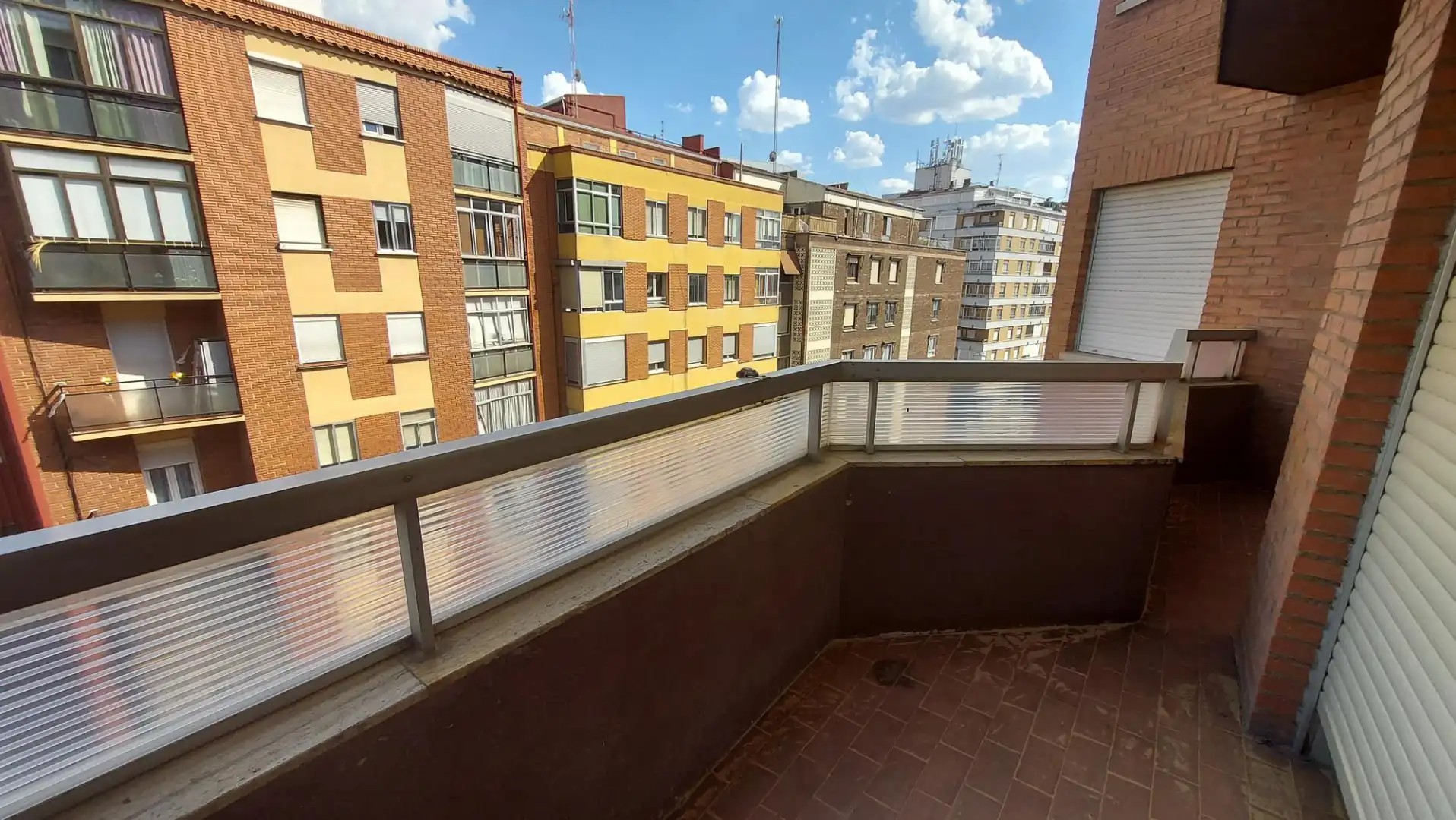 Terrassa de Pis de lloguer en Valladolid amb Calefacció, Moblat i Balcó