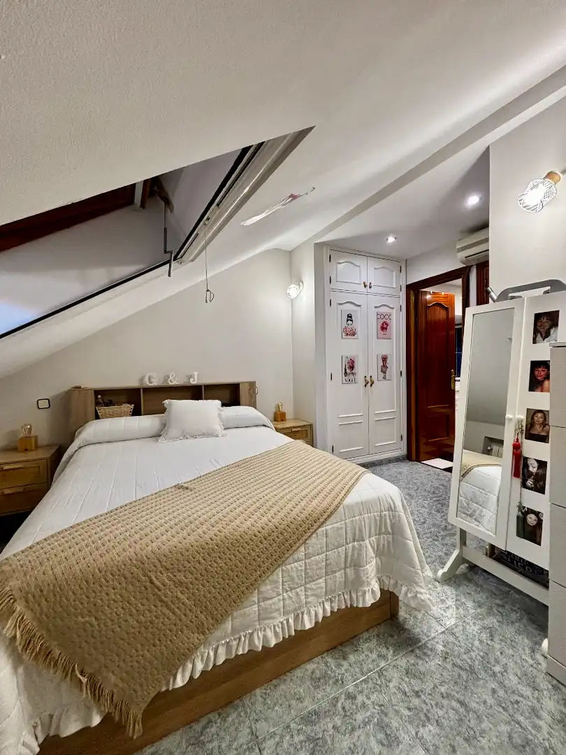 Schlafzimmer von Maisonette zum Verkauf in Pinto mit Klimaanlage, Heizung und Parkett