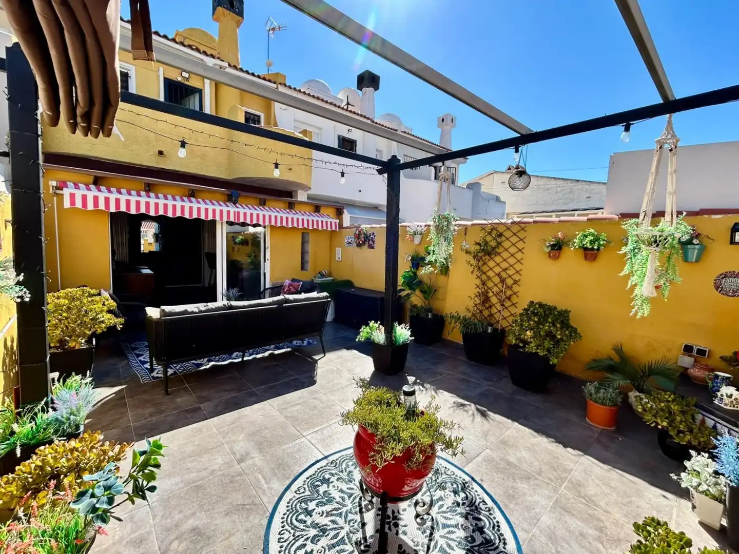 Casa a schiera con terrazza in vendita a Zona Carrefour - Urbanizaciones, imagen 24