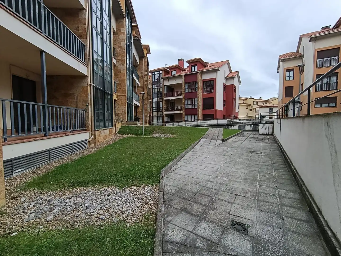 Vista exterior de Piso en venta en Ribadedeva con Calefacción, Trastero y Amueblado