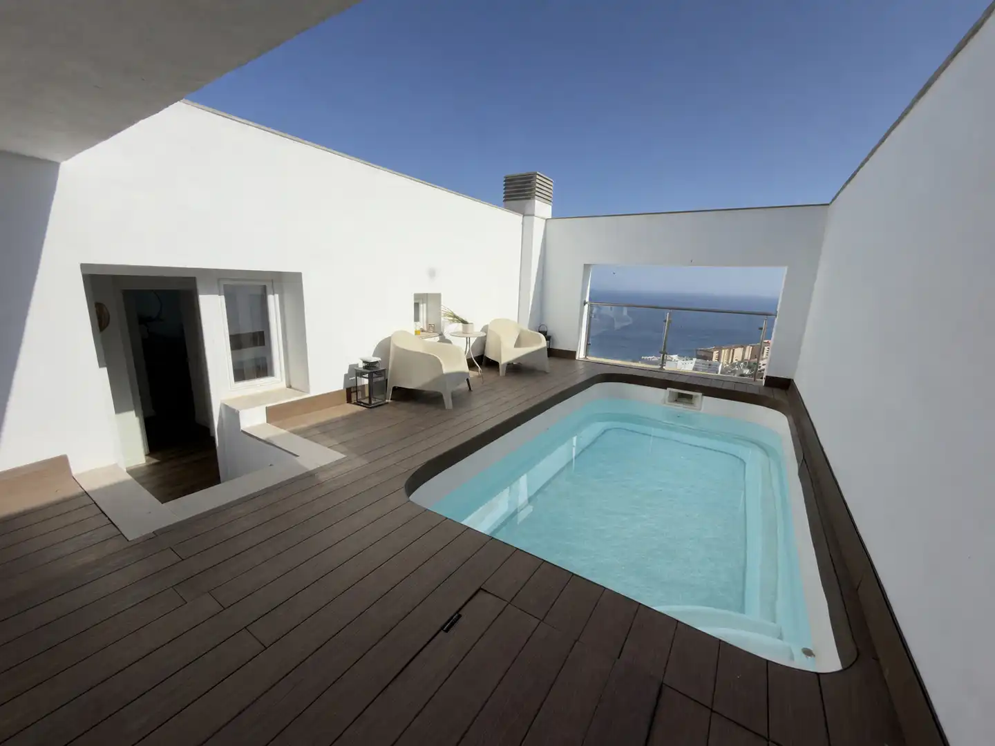 Swimming pool of Detached homes for sale in Almuñécar  with Air Conditioner, Heating and Parquet flooring