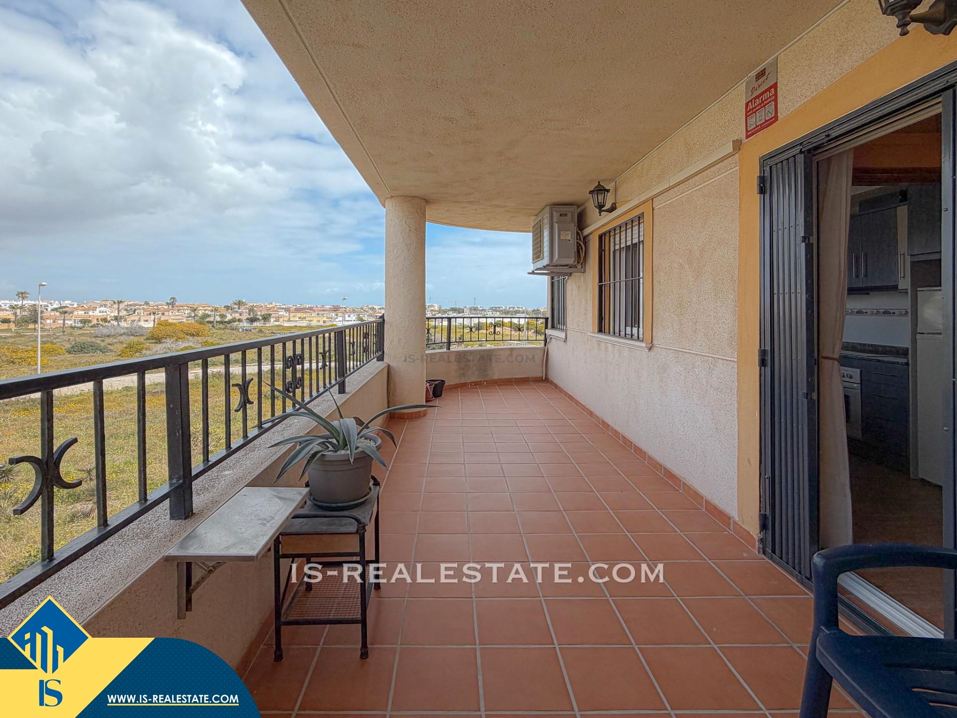Exterior view of Flat for sale in Orihuela  with Terrace, Furnished and Community pool