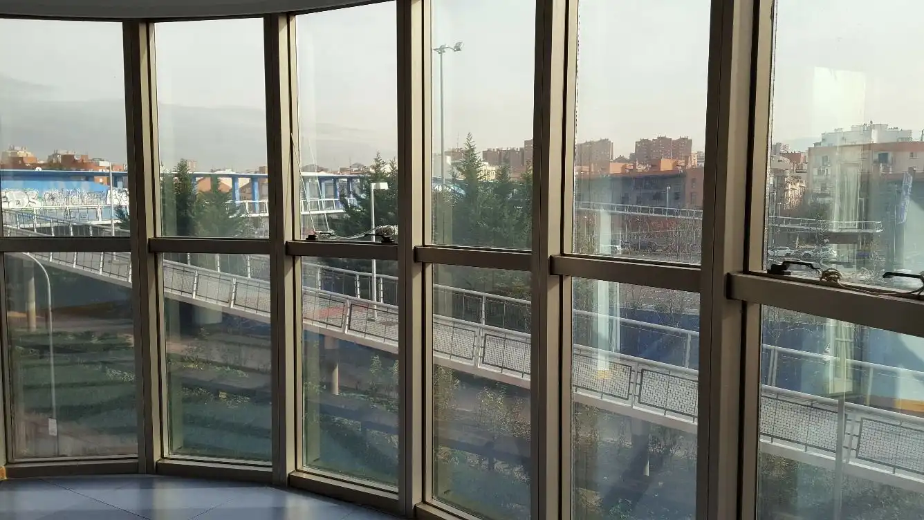 Büro zur Miete in Adelfas