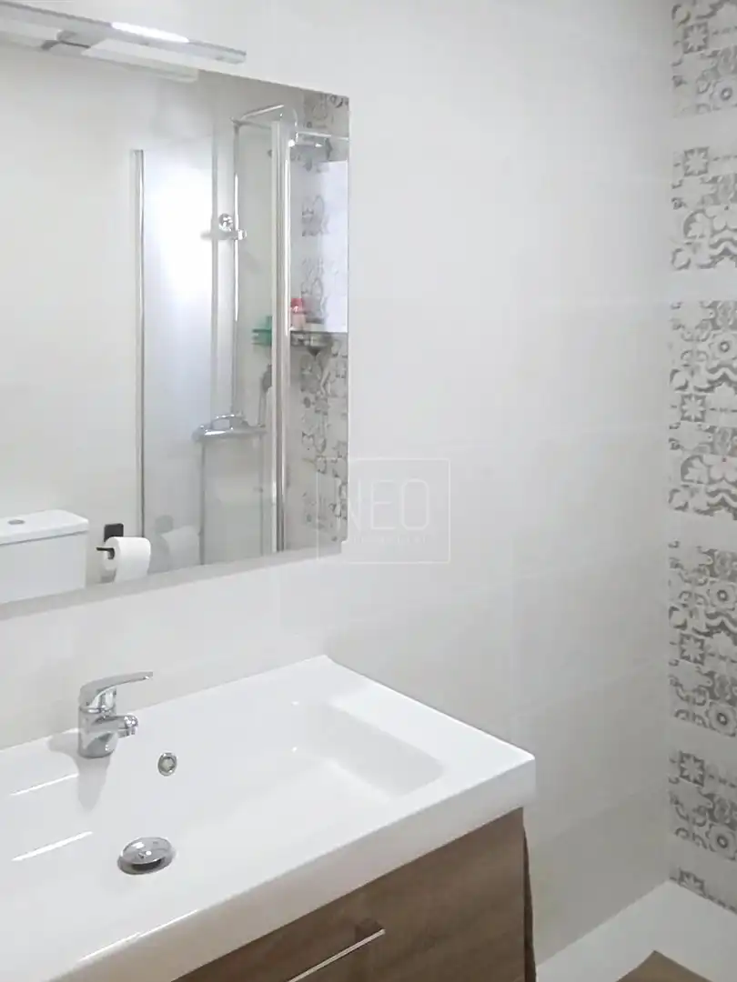 Bathroom of Flat for sale in Daimús  with Air Conditioner, Heating and Terrace