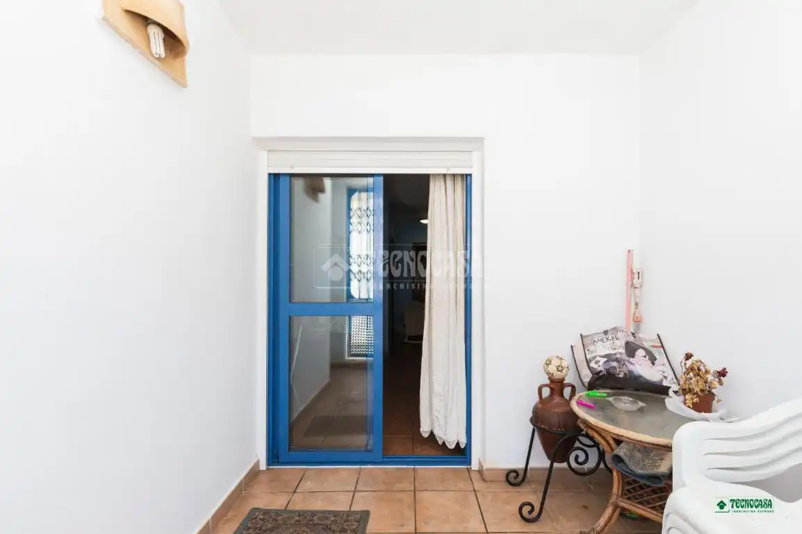 Wohnung zum Verkauf in Níjar mit Klimaanlage, Heizung und Balkon